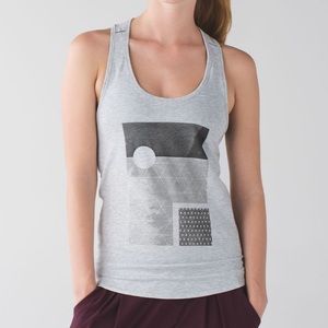 Lululemon superb tank - vita sea w graphic